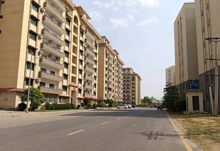 To sale You Can Find Spacious Flat In Askari 11