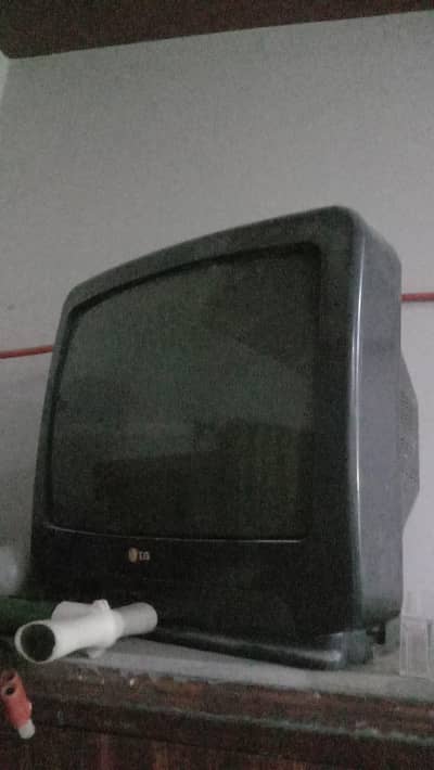 L. G tv with neat & clean on condition