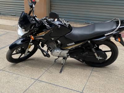 ybr 125  almost brand new