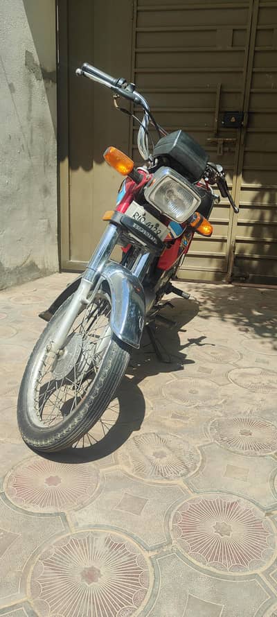Honda CD70 for sale - excellent condition