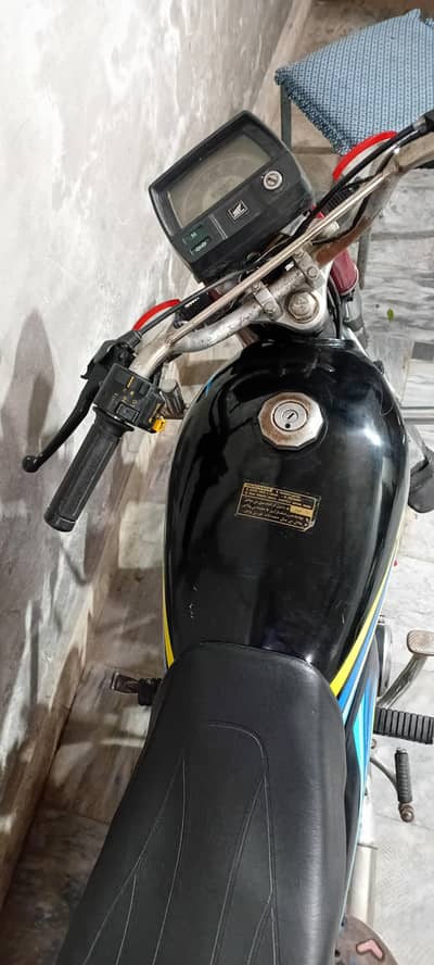 Honda CD 70 2010 model file nai ha