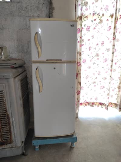 LG Double Door Refrigerator – Good Condition – Urgent Sale