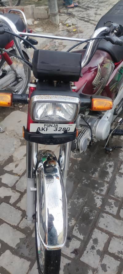 HONDA CD 70 2022 MODEL
