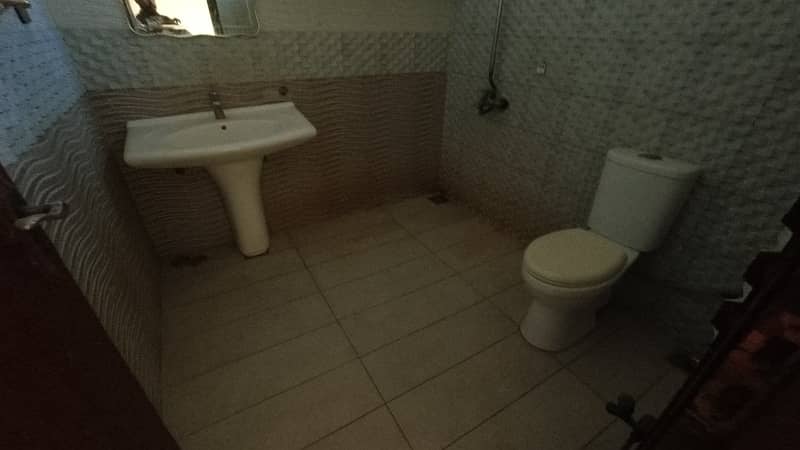 Commercial Space *Code(16198)* 1