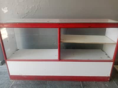 Strong Wood Mirror table for sale