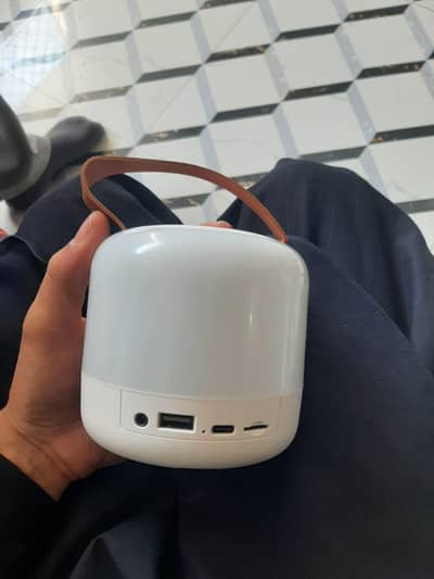 i am selling bt speaker