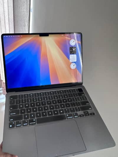 MacBook air M2 16/256