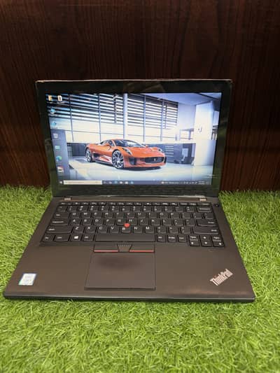 Lenovo Thinkpad X260 (i5 6th Gen) (8/128)