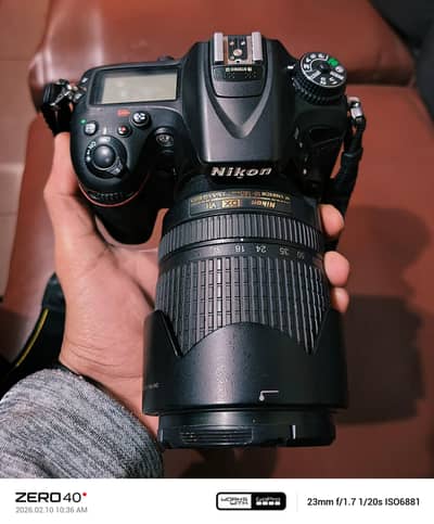 Nikon D7100 with 18-140 lens 10/10  03006176892