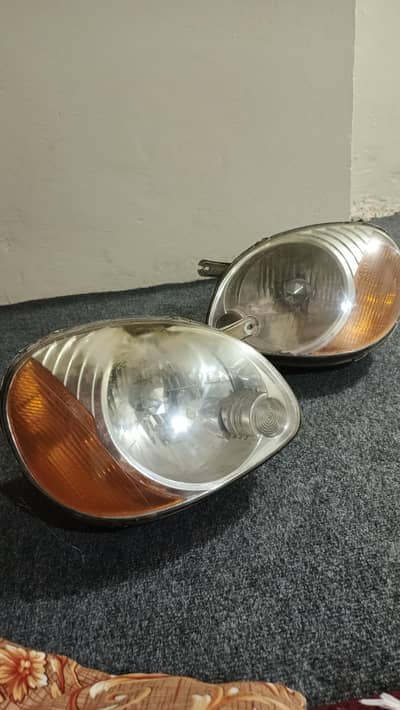 Hyundai Santro Headlights