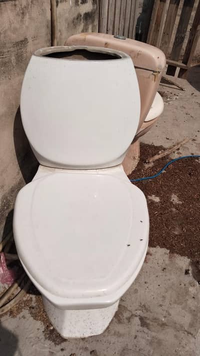 2  commode