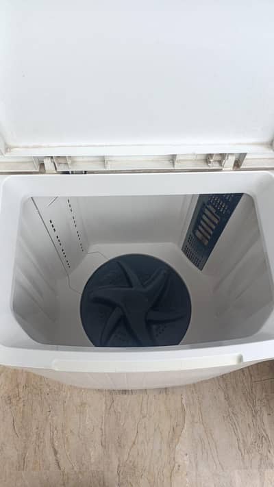 washing machine . condestion . 10/8