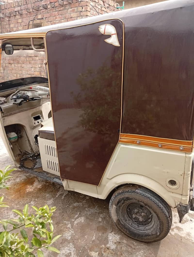 Siwwa strong Rickshaw 2013 Model 3