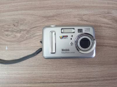Kodak CX7430 with SD Card and rechargable batteries