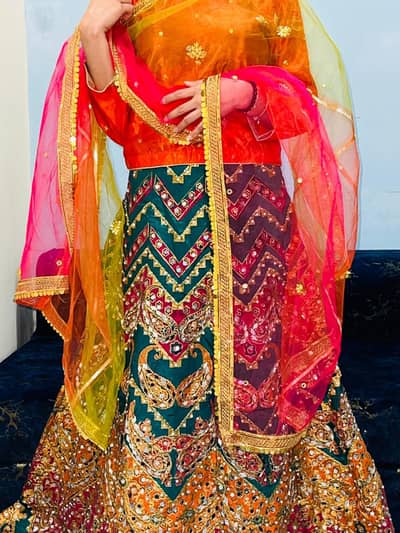 Mehandi lehenga