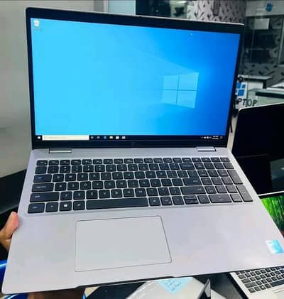 Dell Latitude 5520 | Core i5 11th gen | 8,256 SSD| 14.1 Display
