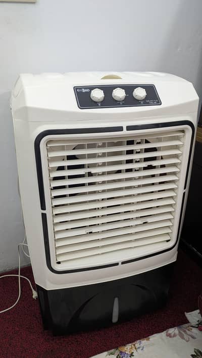 Like New one season used Room Cooler compatible size