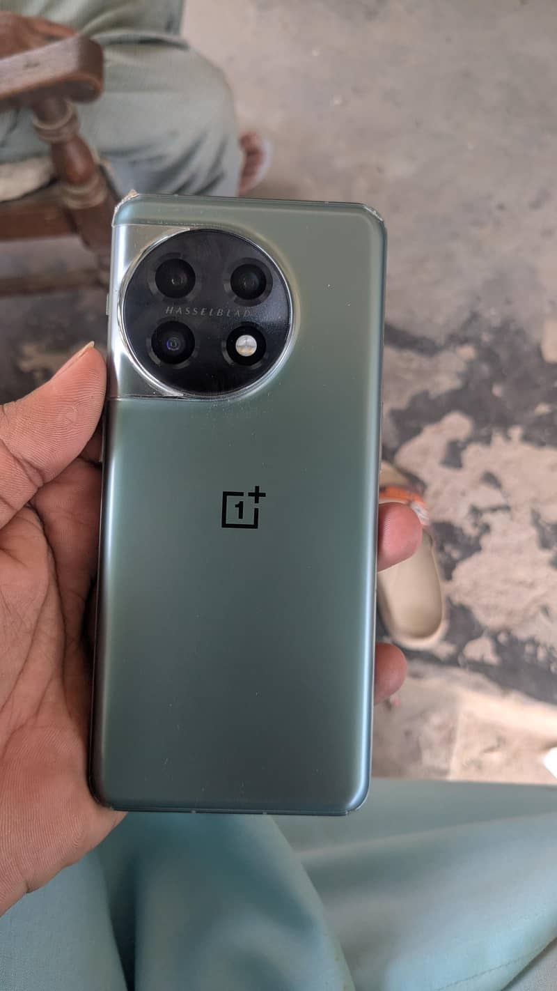 OnePlus 11 1