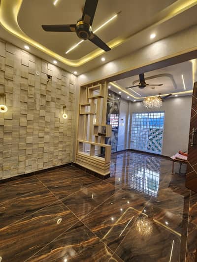 Brand new 12 MARLA LUXERY Stylish VIP House double storey ultra Modern style available for sale in Johertown Lahore by Fast property services