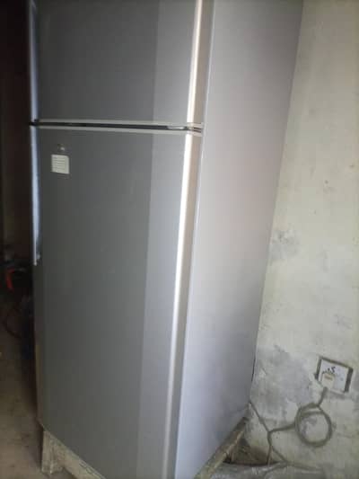Hitachi Fridge For Sale - A1 Condition | Halka Istemal Shuda