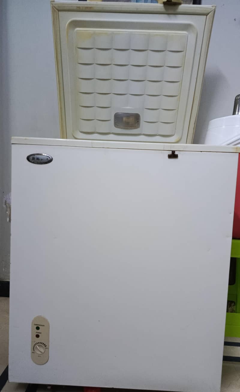 Waves Deep freezer 0