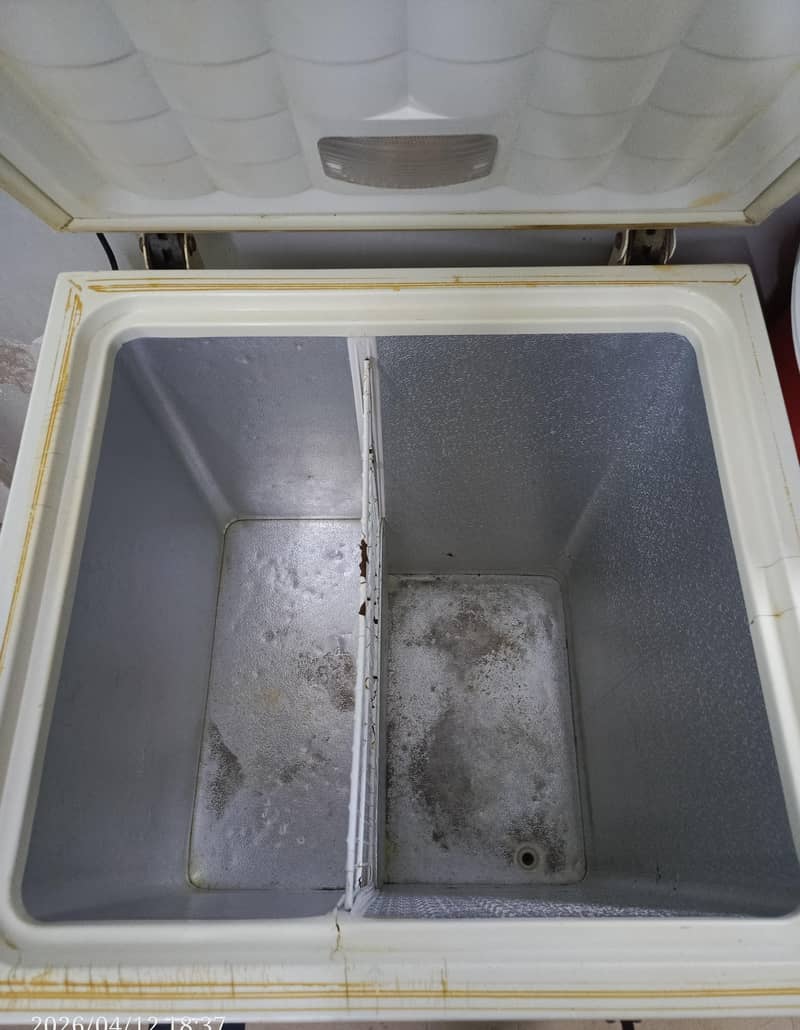 Waves Deep freezer 4