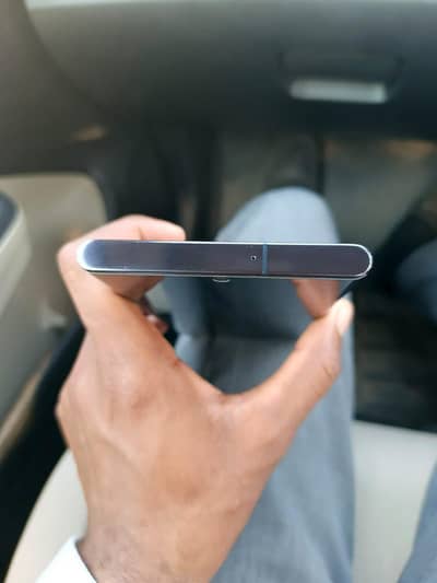 Samsung S22 Ultra 9/10 condition