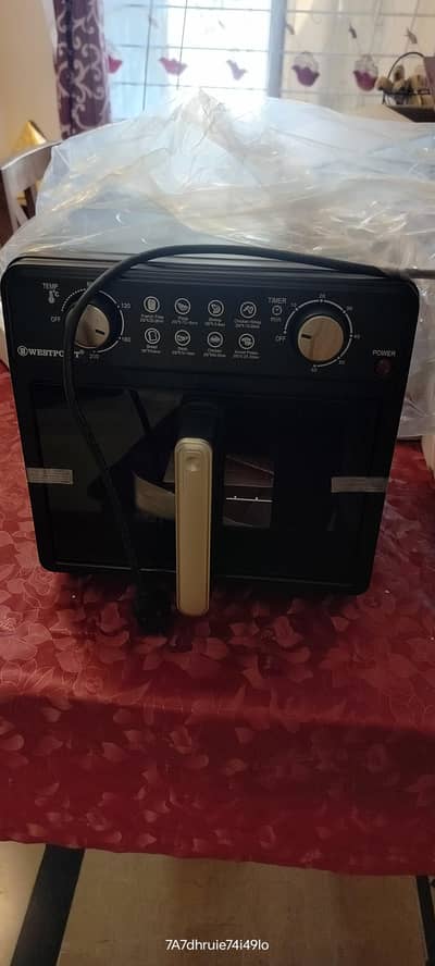 brand new Westpoint Air Fryer
