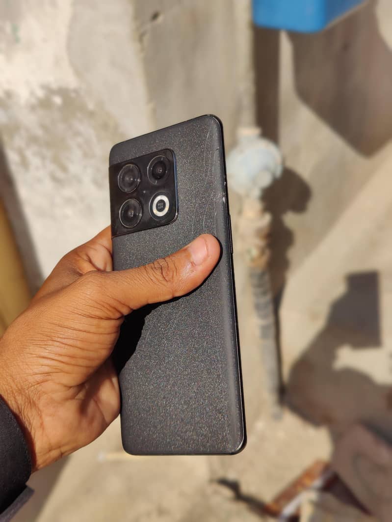 OnePlus 10 pro 1