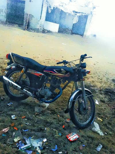 Honda 125 for urgent sale    2019model