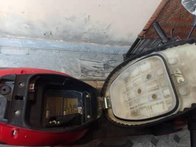 Metro matrix Red  colour