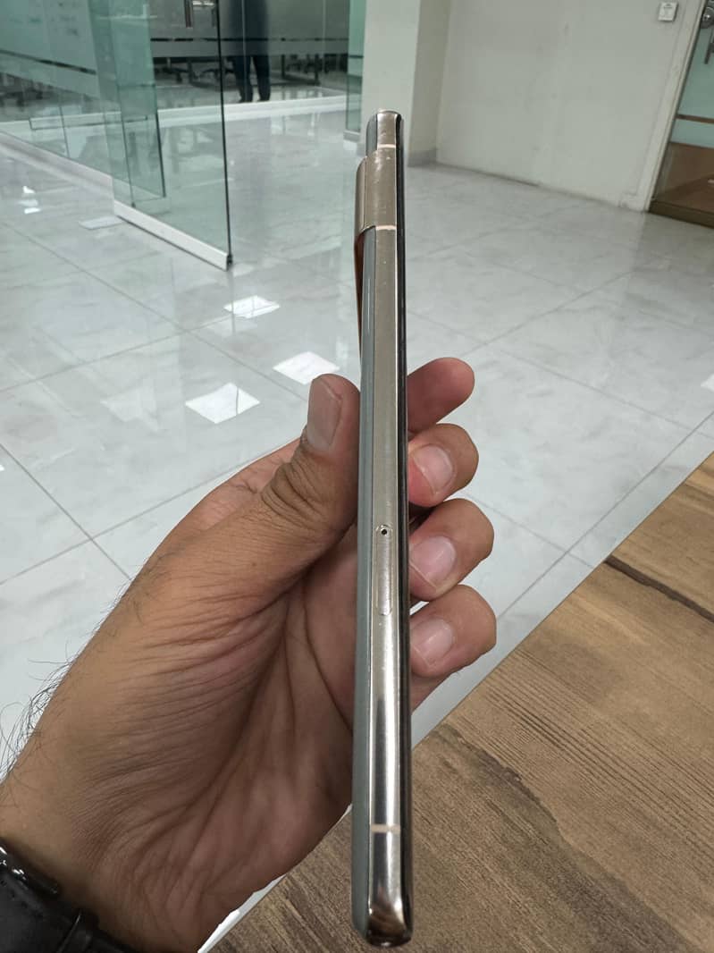 Google Pixel 7 Pro 4