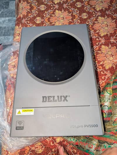 Hybrid solar inverter