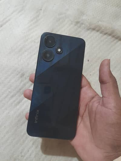 infinix  4/64 urgent sale