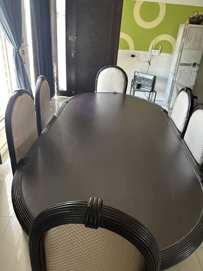 Dining table for 6 person