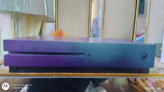 Xbox series One S limited edition Fortnite