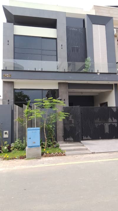 5 Marla Park-Facing House for Rent