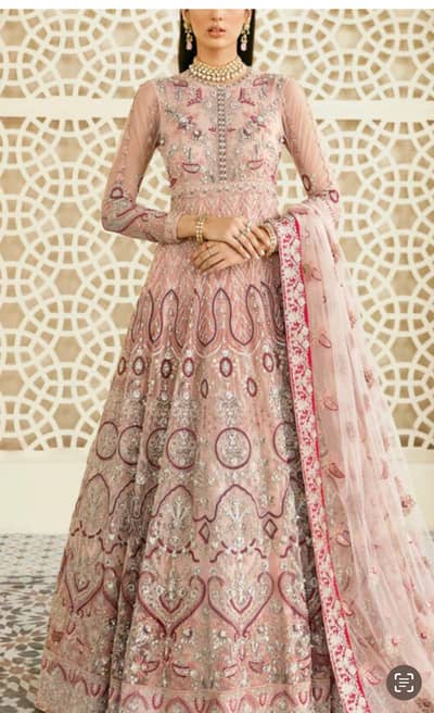 Akbar aslam lhnga choli used