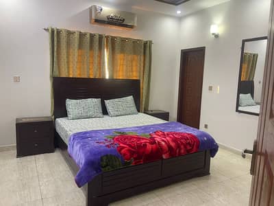 10 Marla Fully Furnished Upper Portion Available For Rent And Lower Locked In Bahria Town Lahore