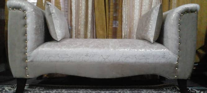 Very beautiful heavy comfortable Molty foam dewan03335138001