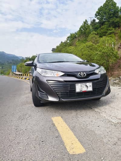 Toyota Yaris GLi MT 1.3 Total Genuine 1st owner.