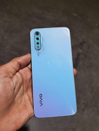 Vivo s1