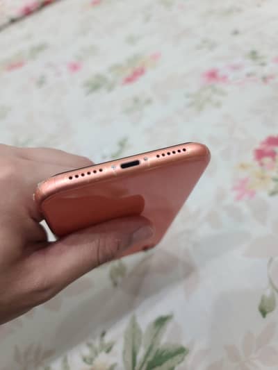iphone Xr 64Gb pta approved 10/10 phone