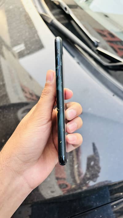 11 pro max  (256gb) PTA approved