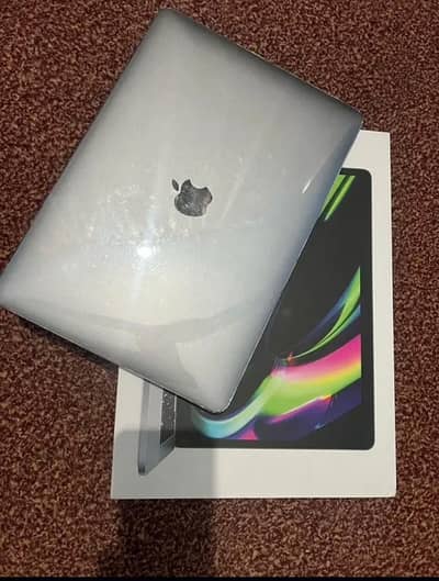 Macbook m2 pro 8/512 2022