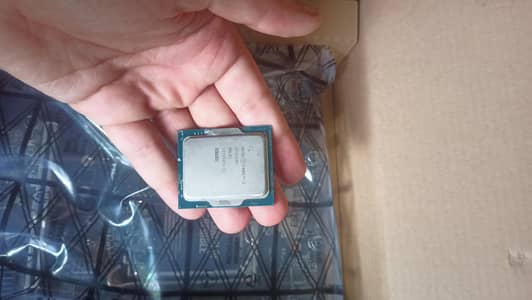 Intel 12th gen. I3-12100 + MSI PRO H610M DDR4  + Deepcool AG300 Cooler