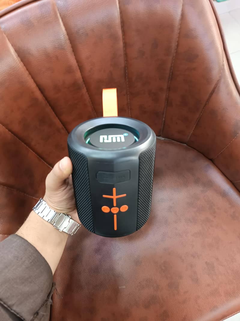 waterproof speaker 3