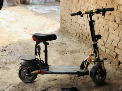 Electric scooty