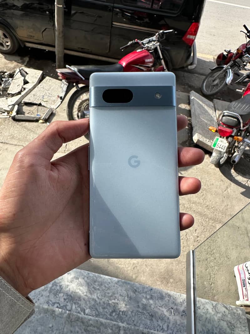 Google Pixel 7a 1