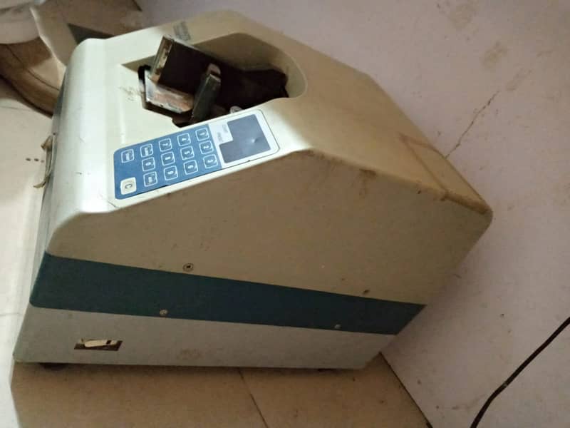 Plus Banking Machine Used 2